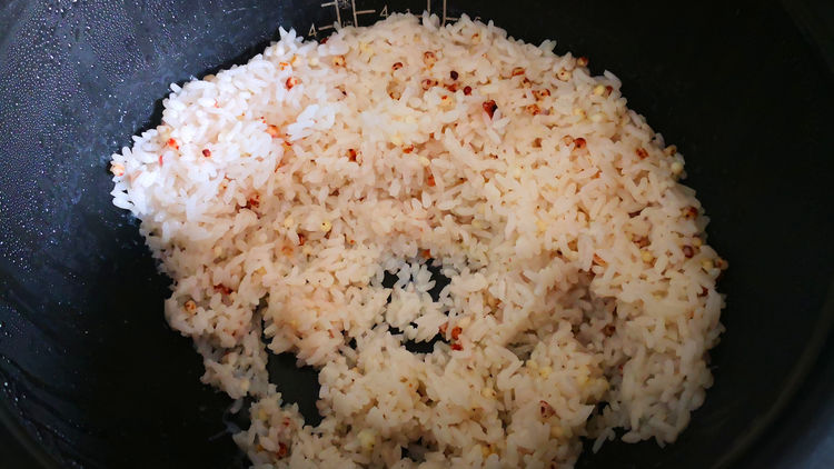 营养|晒晒媳妇做的早餐,营养丰富又解馋,做法却很独特,很多人没吃过