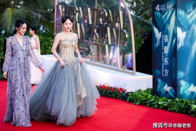 陈乔恩 海南岛电影节红毯，杨幂大秀美背，昆凌似黑天鹅，陈乔恩纱裙好仙