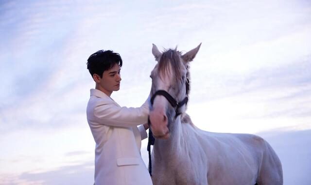 电影节|丝绸之路国际电影节闭幕式阵容揭晓，李宇春、龚俊等明星来助阵