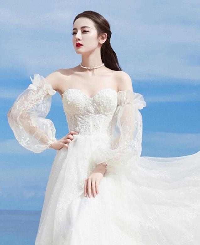 实力派|《球状闪电》溜了这么久的迪丽热巴换成了她，视后也需要流量剧？