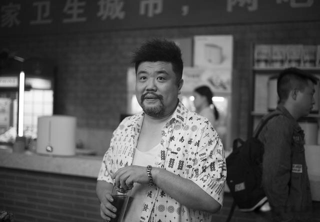 《小伍哥》计日而待,马丽母亲形象出镜,男主亦是