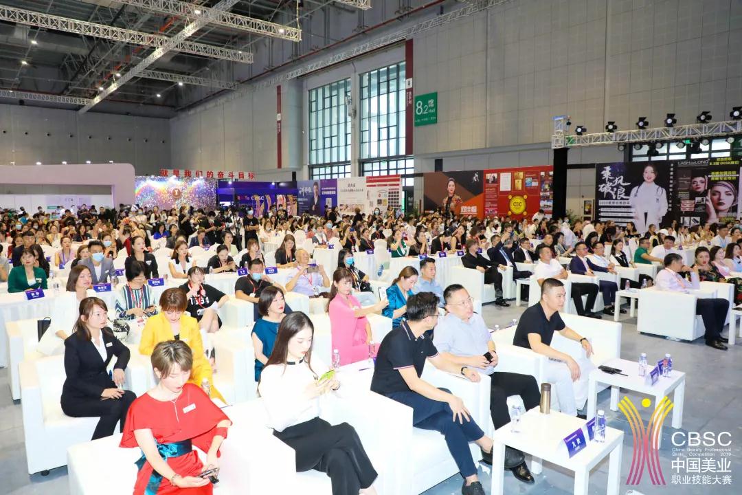 南丰12月直博展，第六届CBSC美业大赛，带来的不止是时尚震撼