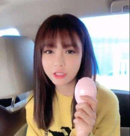 手部那些被“上帝吻了脸，却忘了摸手”的明星，真想给他们一些护手霜