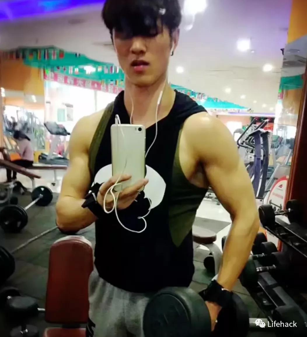 教练|上海教练因肌肉太大遭女生嫌弃，男生：好羡慕，想要