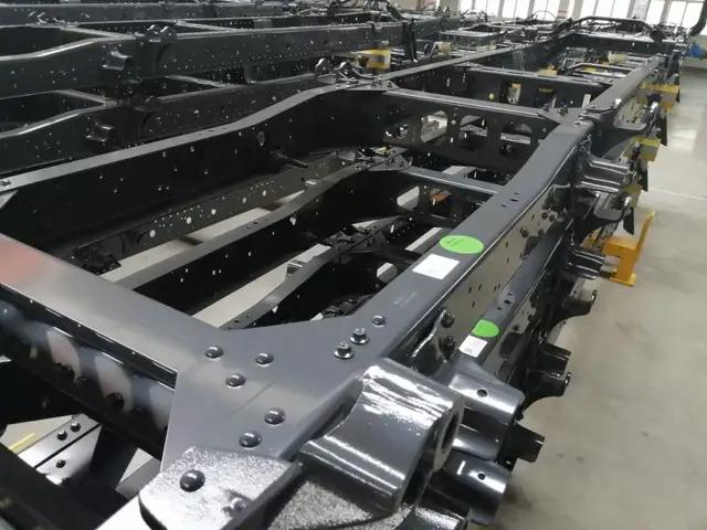 油转粉进行时趣涂网专访福田汽车车架喷粉那点事儿