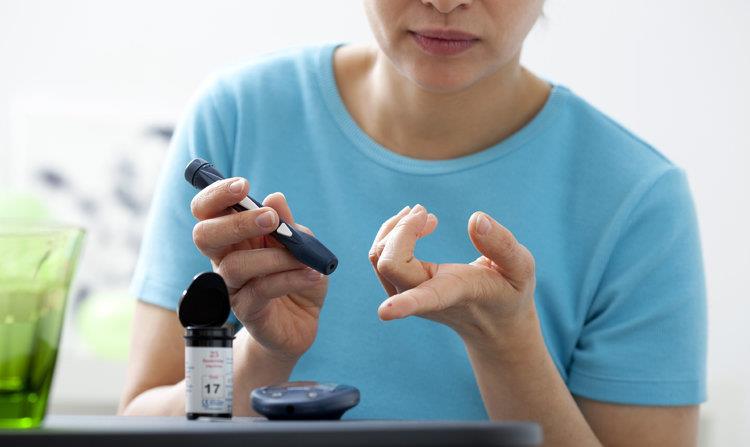 血管|得了糖尿病，血管也坏了！医生提示：3个方法降糖护血管