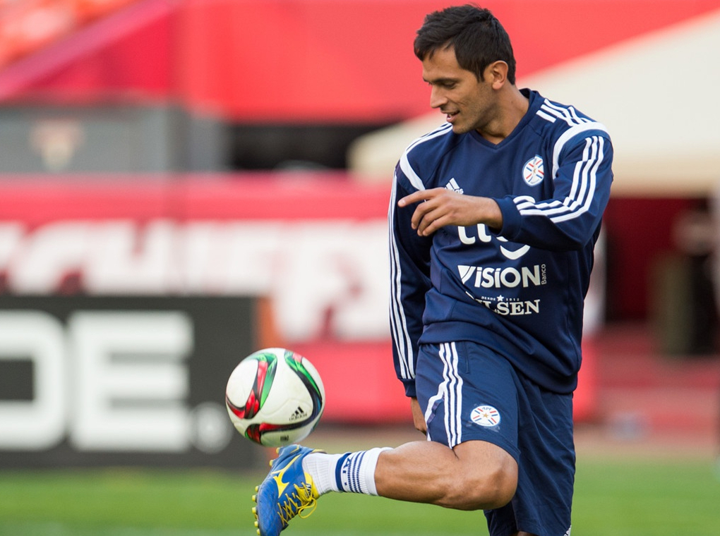 他曾帅到比肩贝克汉姆,占据拜仁一纪录多年_圣克鲁斯_巴拉圭_皇家