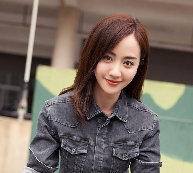 名字这些同龄女星都曾是绝世美人，有人整容后遗症像妖怪，有人美到老