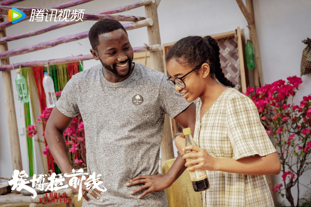郑书鹏|《埃博拉前线》：援非抗埃的“小众题材”，是如何让大众屡屡破防的？