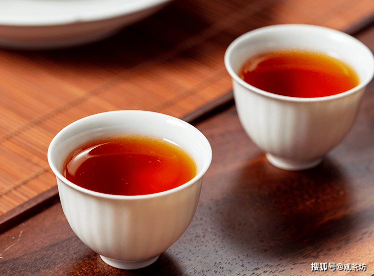 暖胃|观茶坊熟茶工坊 · 普洱茶 ‖ 冬天喝茶的好处有哪些？