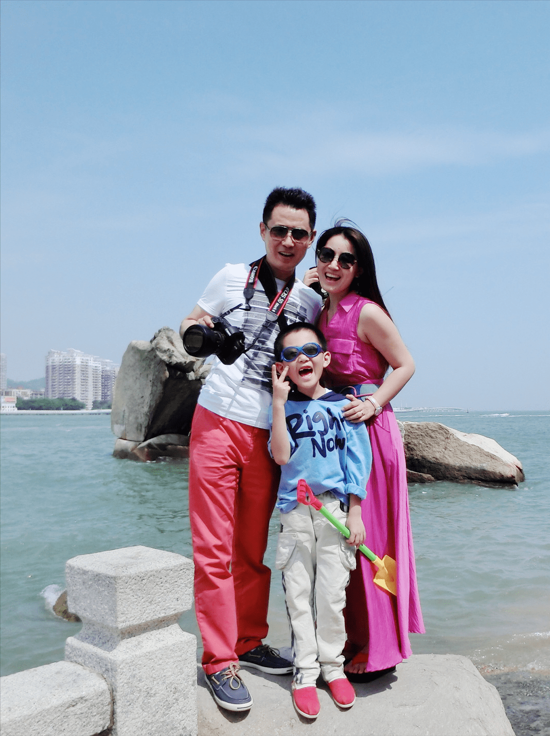 著名演员郭广平娶小妻子40岁做父亲15份报纸背后的愧疚