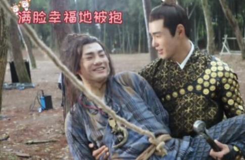 箱子|为什么公主抱都只拍近照？看到花絮知道真相，聪明的导演