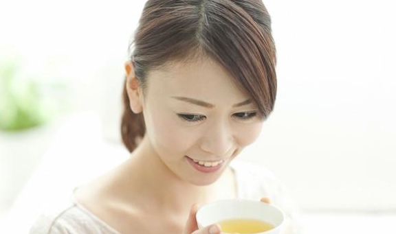 生活|农村这种叶子泡水喝，降血糖，预防糖尿病，有人还给扔掉！