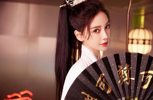 官宣|王安宇又官宣一热剧,民国背景,看清女主后,网友:演什么看什么