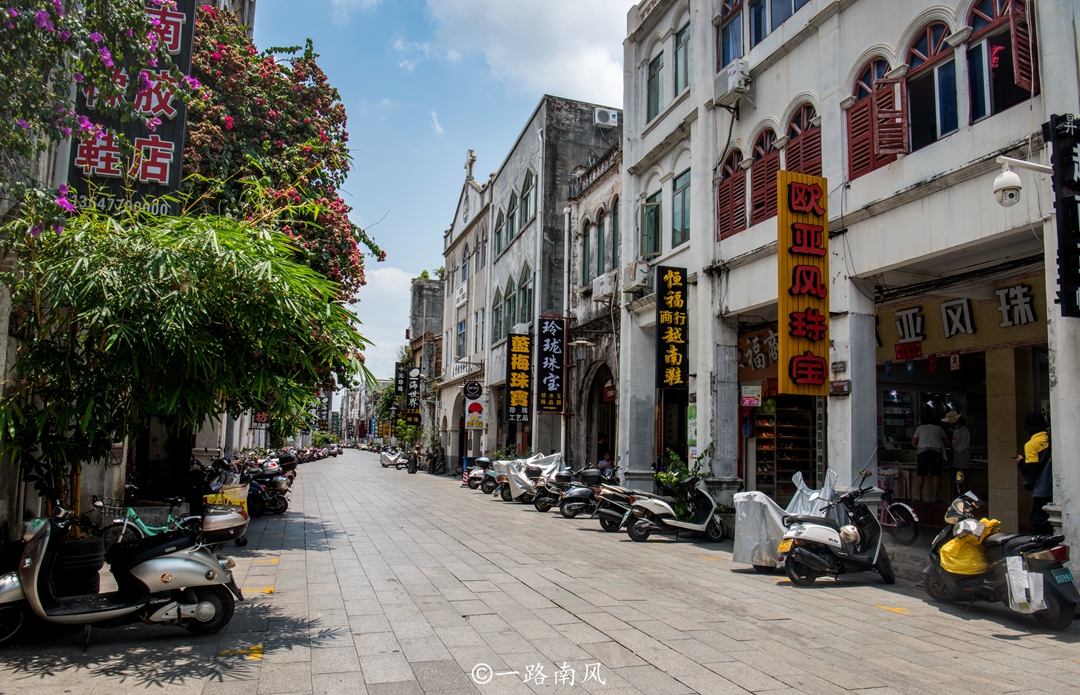 地方|东北人热爱定居的南方城市，除了三亚，还有北海，东北话成流行语