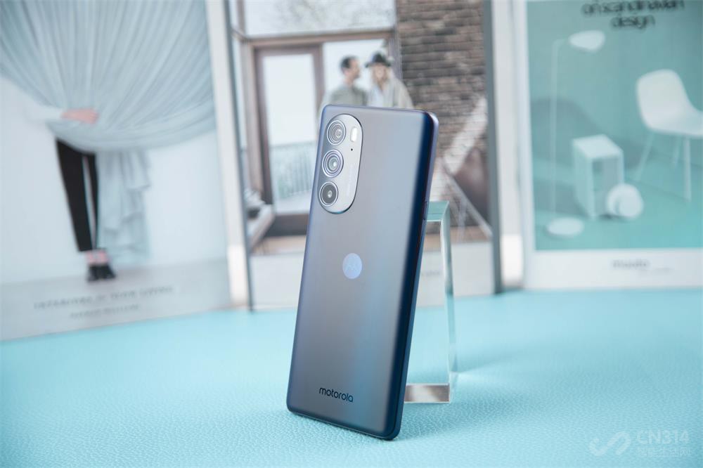 moto edge X30实测：首发骁龙8 Gen1能够展现全部性能？