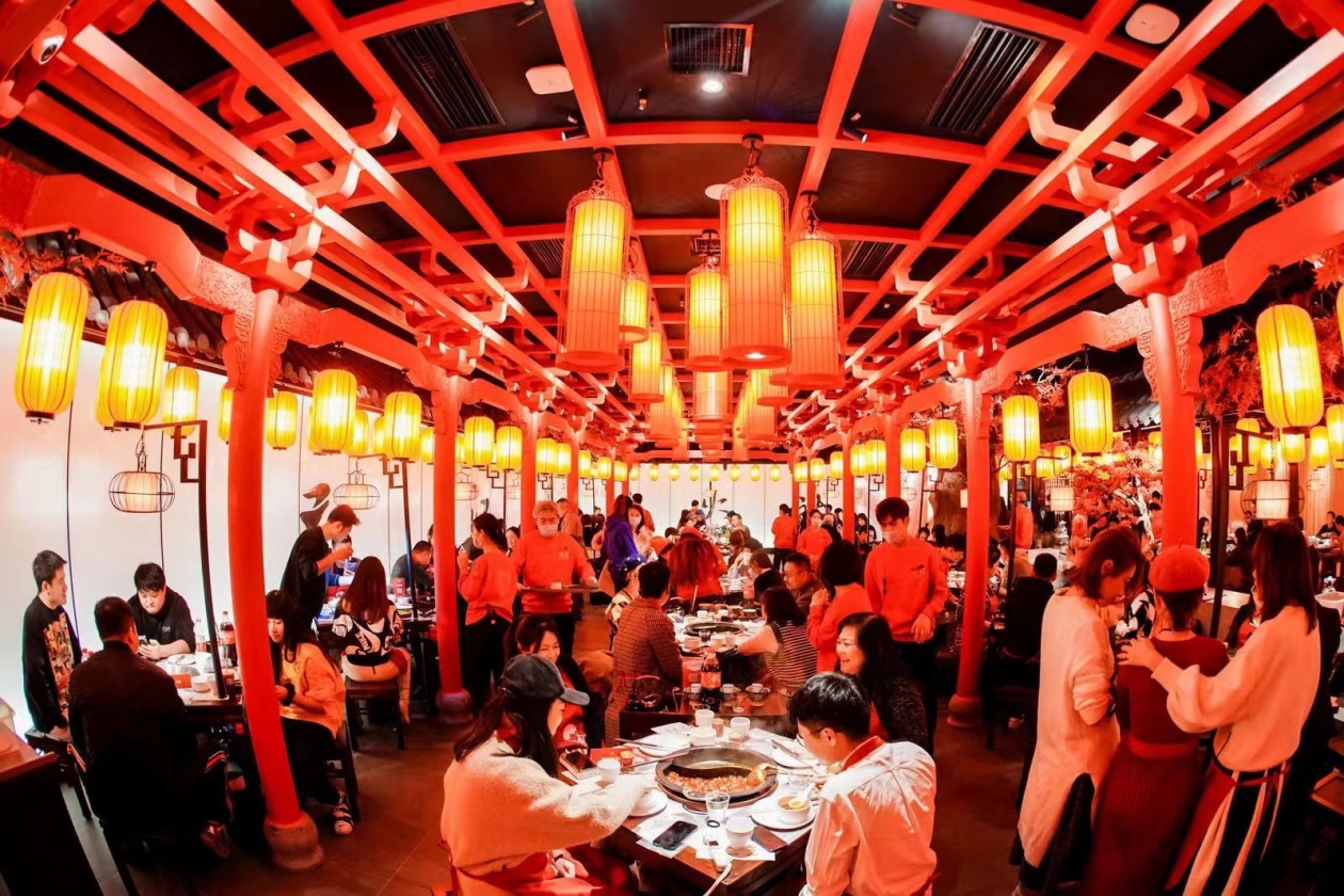 火锅里的排队王邓伦家的火社火锅北京首店落户工体