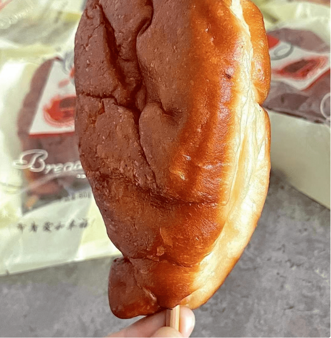 面包|8090后难忘的童年糕点，鸡腿面包太怀旧，花朵蛋糕直接“封神”