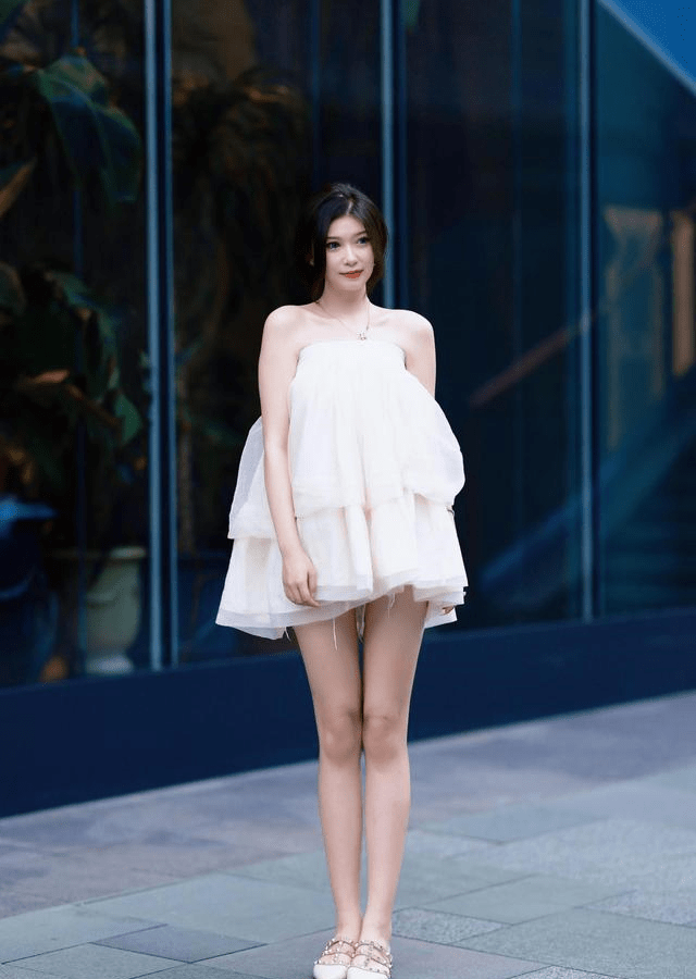 腿有八分美的女人,就可以变得十分迷人_姐姐_女生_瑜伽
