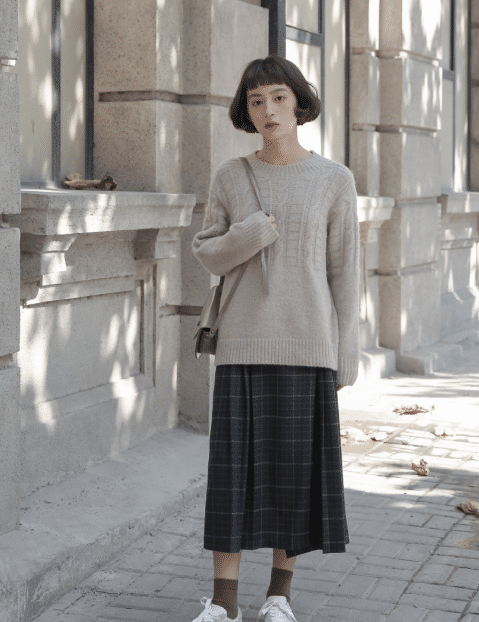 毛衣 气质清纯小姐姐：教穿搭一套毛衣的魅力，温柔又可爱，值得借鉴！