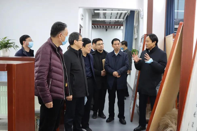 金浩一行深入邓州市湍北高中调研
