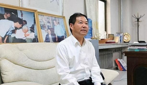 原创蓝翔老板荣兰祥跨省打岳父将妻女4人送入监狱被妻子举报