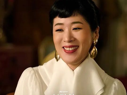 阿乐乐|金智秀新剧开播即火，口碑更是一直居高不下，之前为何却被冷落？