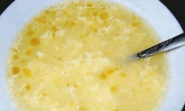 人体|“开水冲鸡蛋”滴香油，坚持喝半年，最后会怎么样？