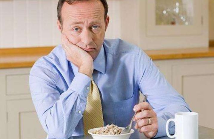 治疗|乙肝患者福音，身体出现4种情况要留意，选择正确药物治疗很重要