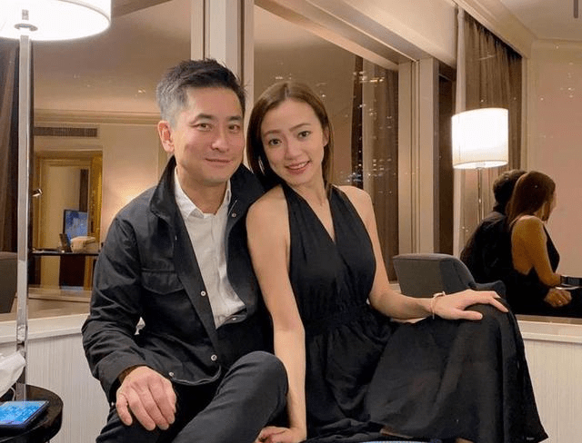 范振锋李思欣纪念结婚十周年重返婚宴酒店庆祝至今无房无子女