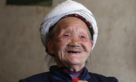 人体|早起后这4个长寿习惯,分享到圈子里,很多人会感激你一辈子!