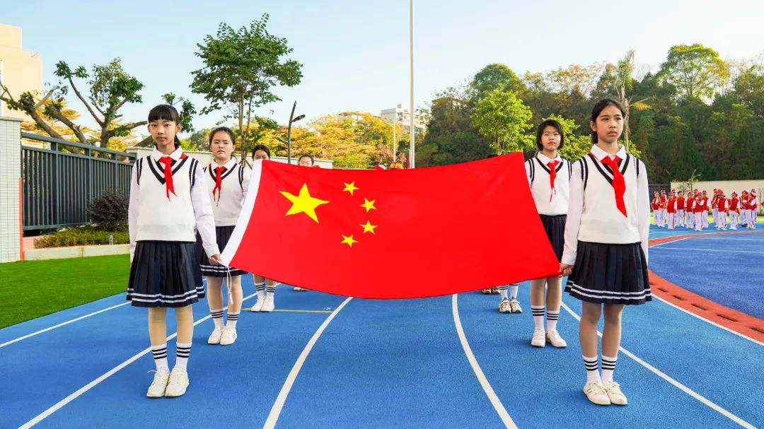 龙岩南城小学召开首届阳光体育运动会