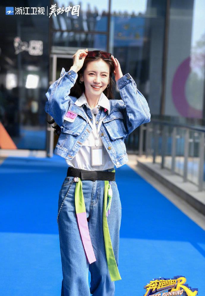 张萌|收视率排名,《向往的生活5》力压《奔跑吧5》,湖南卫视夺冠