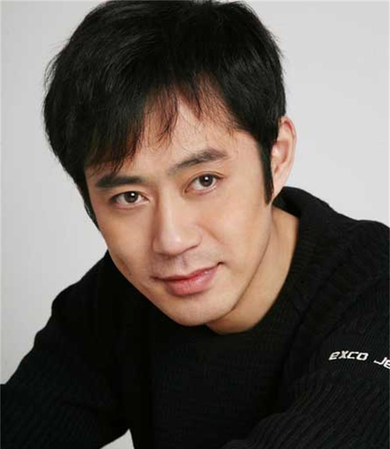 因为|原是电工，26岁才演戏，今靠《知否》中“盛老爹”戏红人也红！