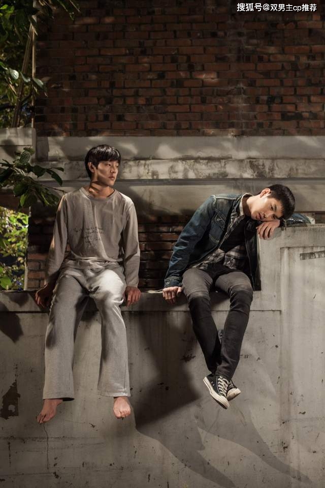 同学|腐剧推荐丨《夜间飞行》韩国双男主电影,青春校园