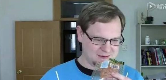 同学|日本成中国辣条最大进口国?外国人到底有多迷恋这玩意儿