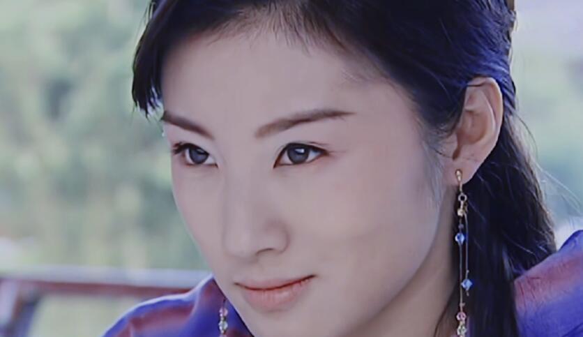 容浔|没想到啊，童年里那些“白光月”和“心机女配”，竟是一个人演的