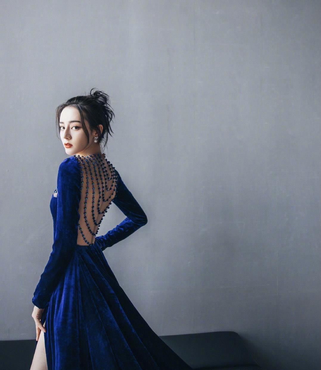 身材 气质对女明星有多重要？胡冰卿裙衩全场最高，却被宋佳比下去了