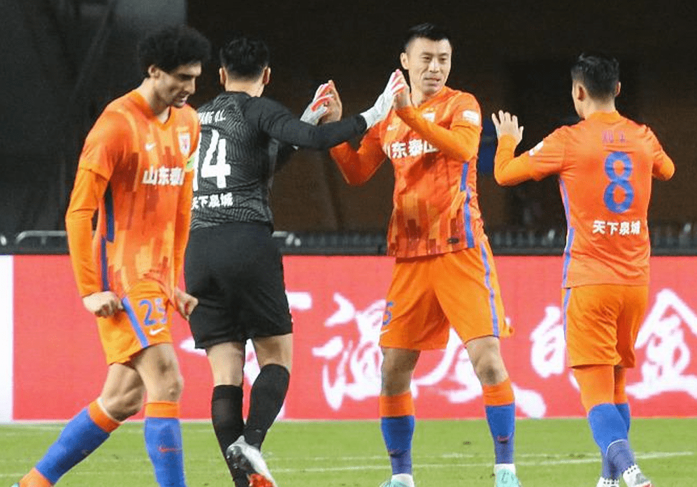 对手|2-0后！中超冠军出炉，山东队时隔11年夺冠，下个目标：拿足协杯