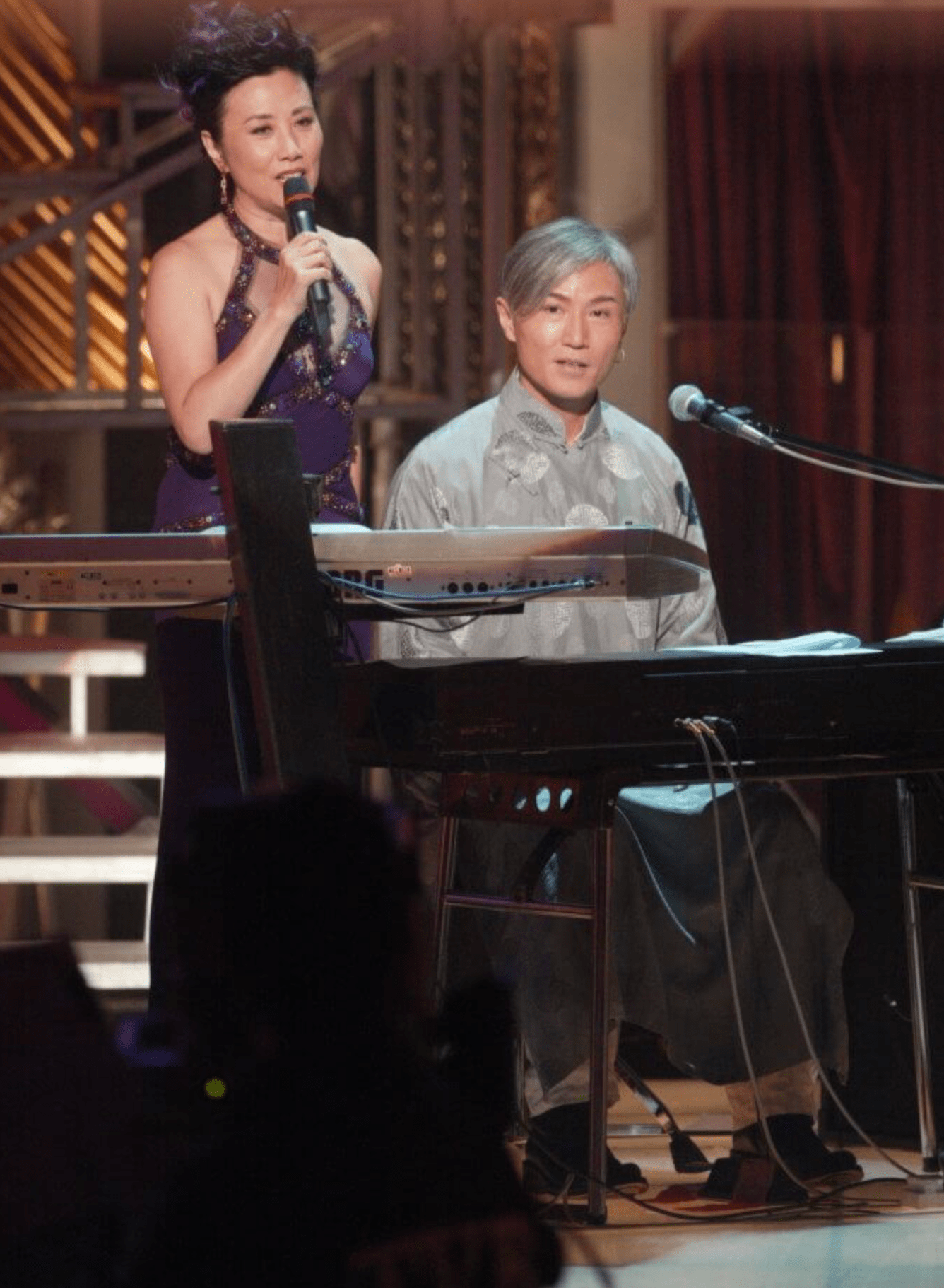 原创周启生为儿子将举家移居美国声称国外更包容21岁次子患自闭症