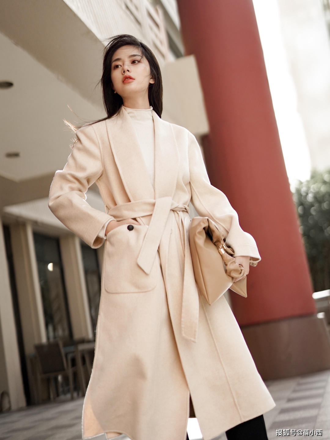 美眉 身高160cm左右的普通人,穿“大衣”要注意细节,才能显高又显瘦