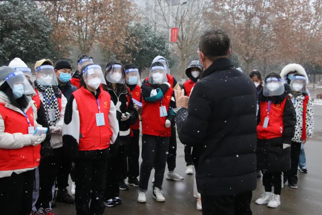 渭南|直击现场：暖心护考，渭南师范学院这样做！