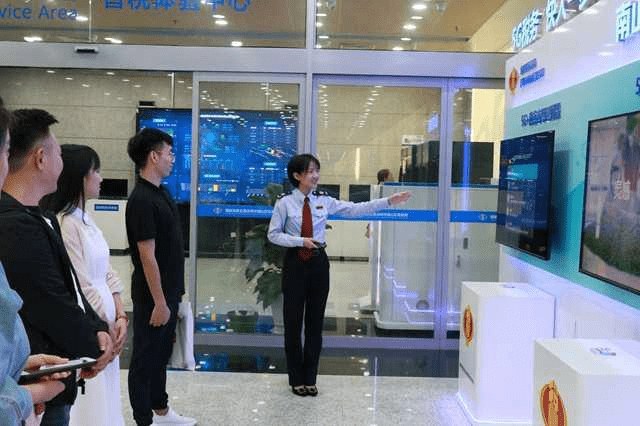 传统|“零次跑”时代来了!上海首个5G代开发票服务厅在这里!