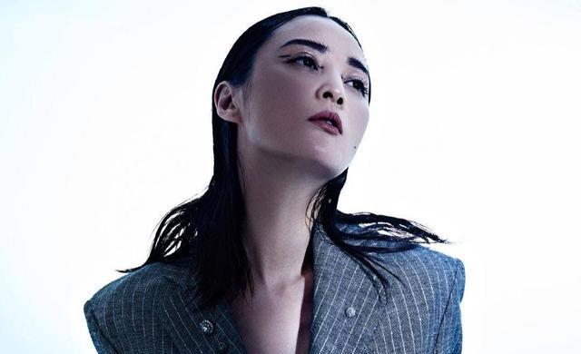 蒋勤勤|45岁蒋勤勤重启事业心，追赶陈建斌步伐，参演于正新剧未播先火