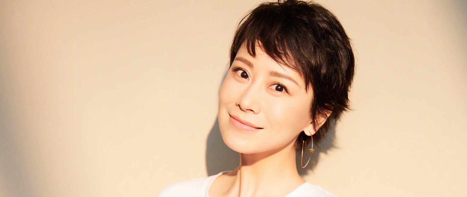 海清毕业大戏高烧39度演完后被黄磊抱下一句话让黄磊眼圈泛红