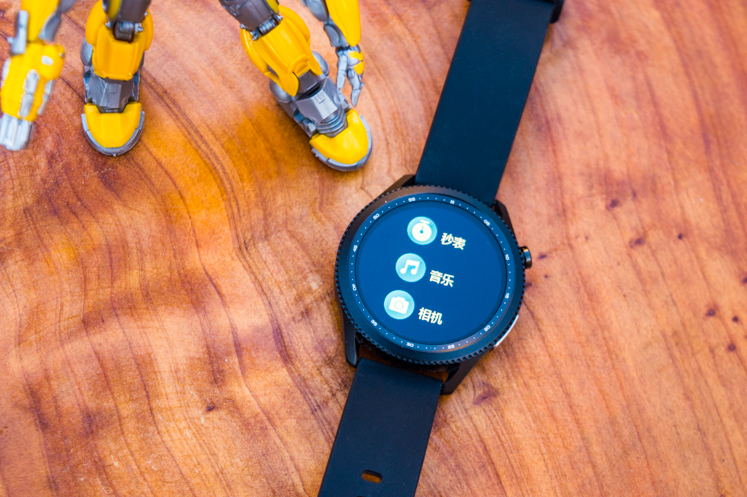 老男孩的EDC，dido智能手表E10升级版，可实时了解健康状况