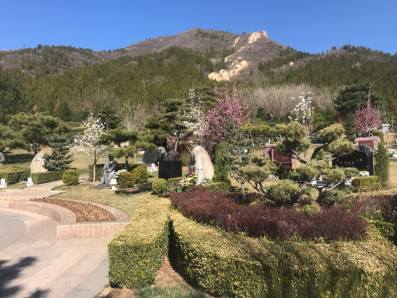 67北京昌平墓地天寿陵园的价格是多少