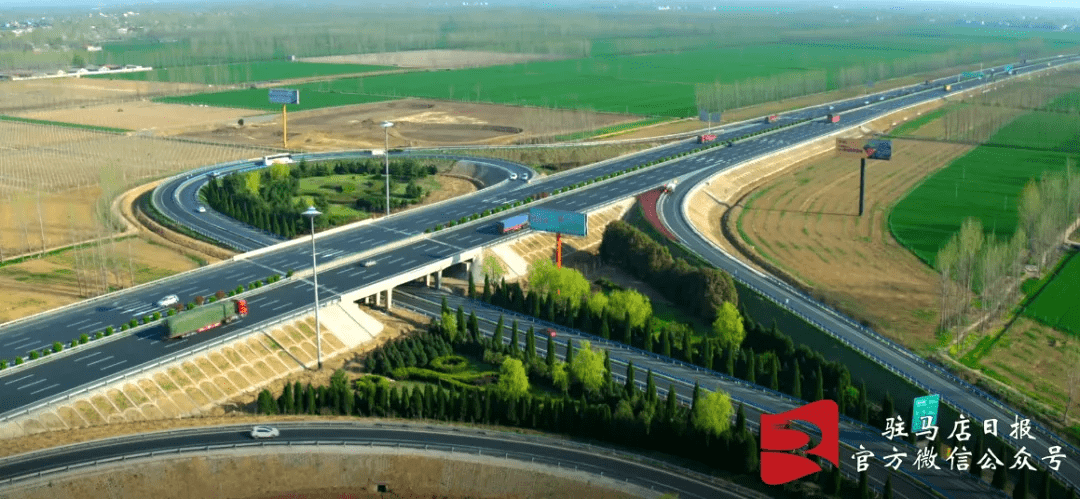 周驻南高速在上蔡横贯东西,京港澳高速在上蔡南北穿越,上蔡交通便利