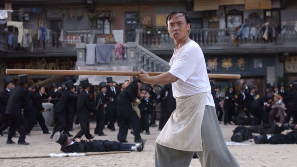 佼佼者|星二代中的佼佼者，20岁成影帝，24岁结婚生女，旗下有11家公司