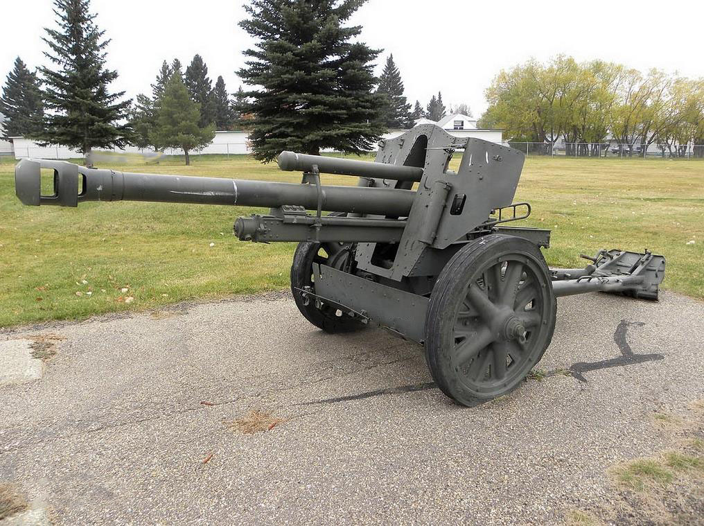 它是二战德军的主力牵引式火炮之一,在上世纪20年代末期研制,一直使用